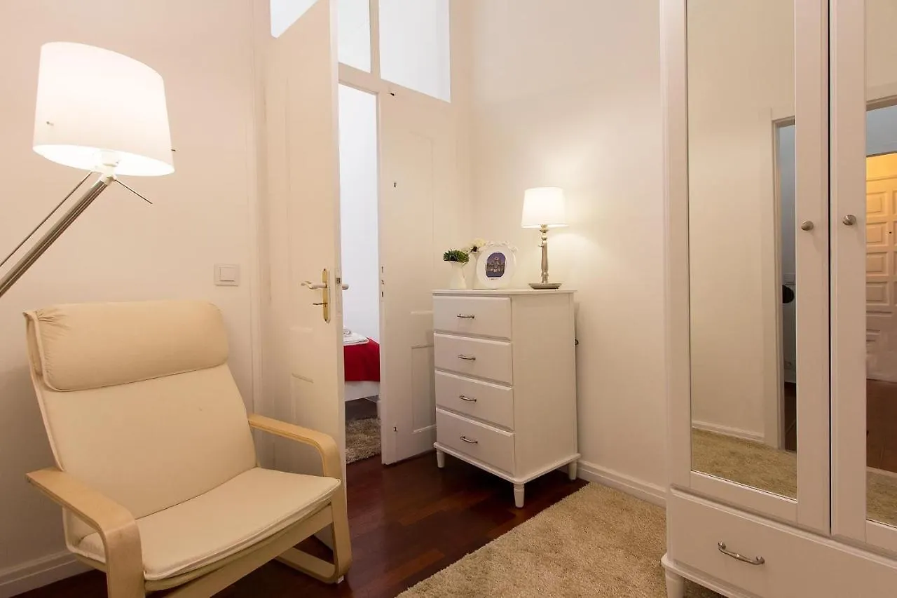 Downtown Classic By Homing Lisbon Apartment